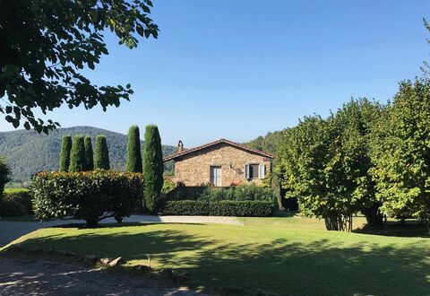 Compignano Barn: Building Exterior, Garden