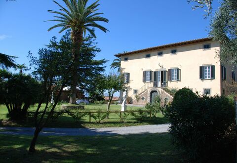 Fubbiano: Extérieurs, Jardin