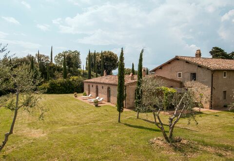 Lavacchio 12: Building Exterior, Garden